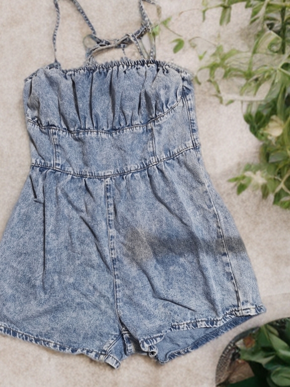 Obsessed with this light blue acid wash denim romper from SHEIN! 🤩 #denim #romp